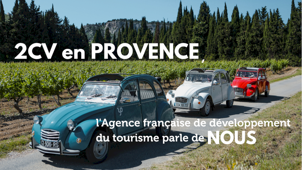 Agence française de développement du tourisme parle des 2CV en Provence