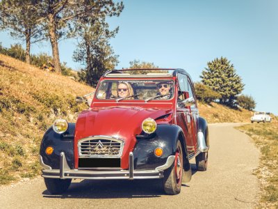 Offre spéciale : Balade à deux en 2CV en TOUT INCLUS ! Offre spéciale : Balade à deux en 2CV en TOUT INCLUS !
